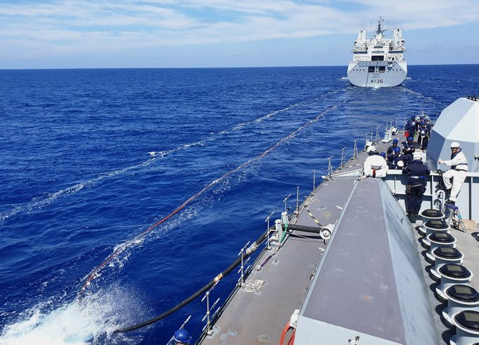 HMS Richmond practises over the stern replenishment with RFA Tidespring